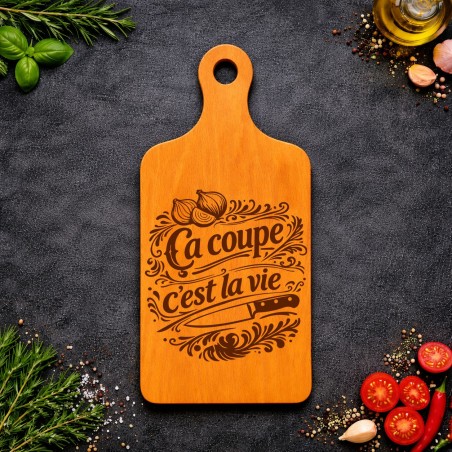 Planche bois “Ça coupe, c’est la vie !” | Cadeau apéro | AuxSouhaits