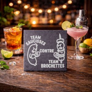 Ardoise gravée Team Saucisses contre Team Brochettes